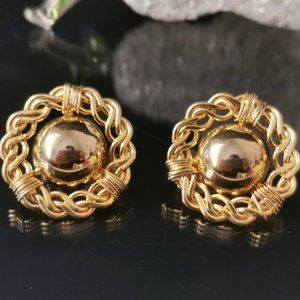 Vintage Curb Link Chain Domed Button Clip on Earring
